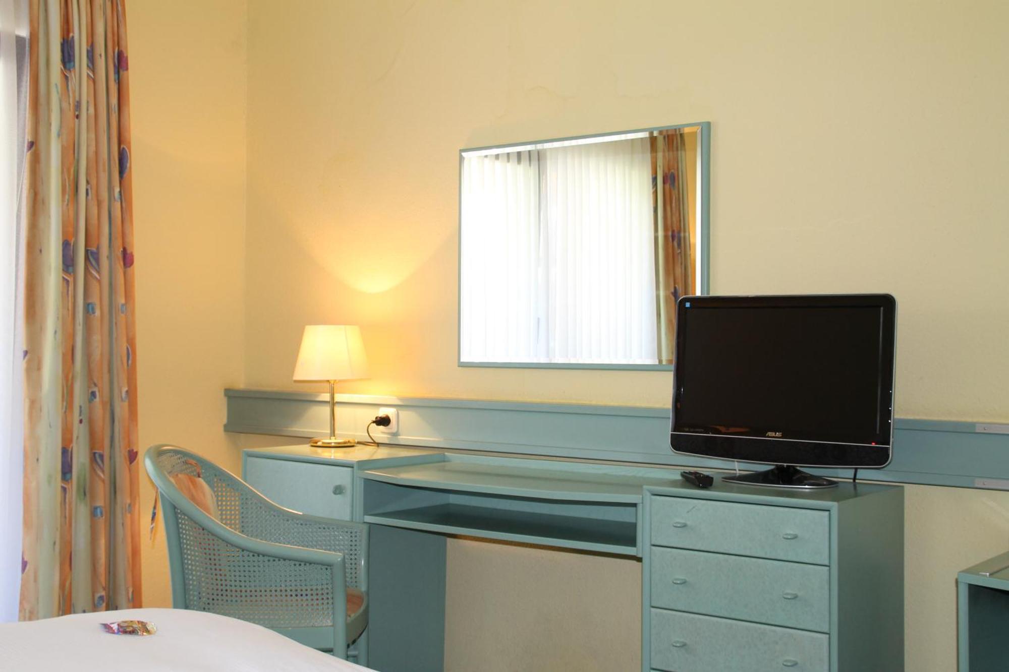 Hotel Forsthaus Berlin Eksteriør billede
